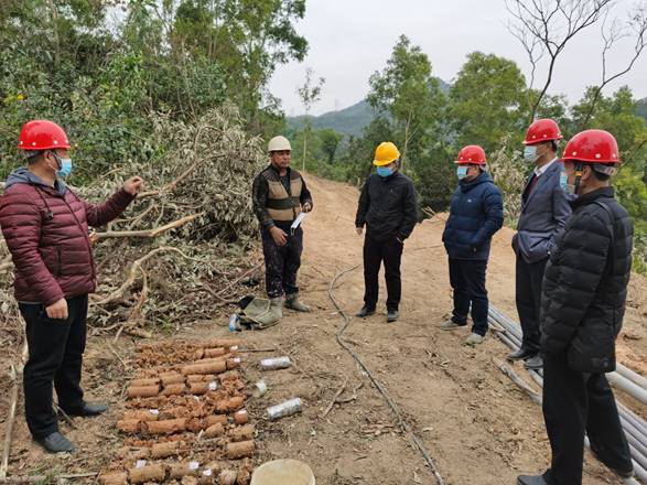 8aa597b2142c00344dfa94bda9112a96.jpg image002.jpg