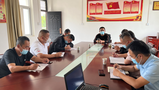 8dc27e8bce63cea07f9764be845aa41e.png 【6】紀(jì)律教育學(xué)習(xí)專題組織生活會-報道稿129.png