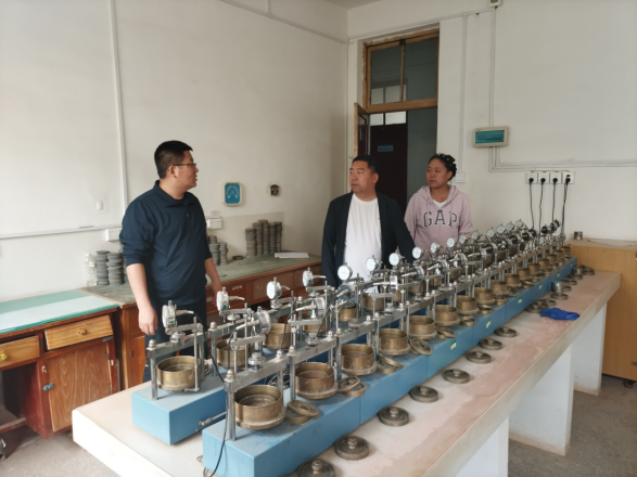 11e2ee0edff2e5bed76d221be354f624.png 綜合地質(zhì)大隊(duì)新聞稿件審批表2024--78371.png